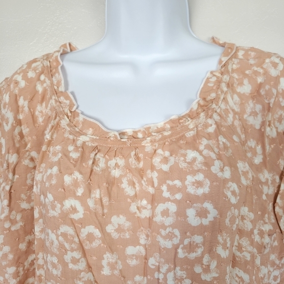 Lazy Sundays Medium Peachy Pink Short Sleeve Blouse White Floral Print Swiss Dot - Picture 2 of 6